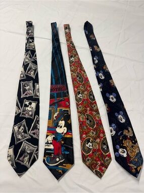 Vintage Disney Character Necktie Lot – 4 Official Mickey Mouse Ties (1990s)